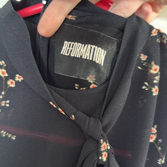 Black and Floral Reformation Dress size 2 - Picture 4 of 13